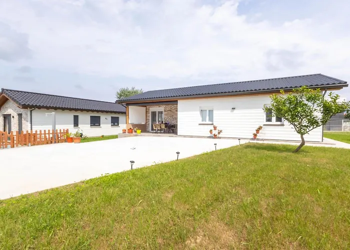 Holiday home Soto De La Marina I Playas I Jardines